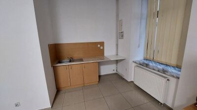 1-pokojowe przy ul. Piotrkowskiej z CO miejskim- Prywatna kamienica
