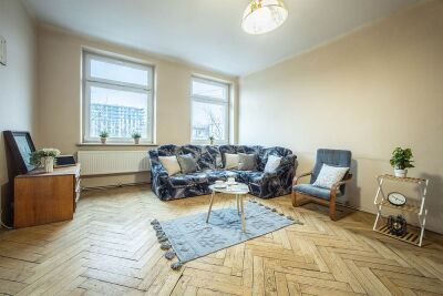 Na sprzedaż przestronne mieszkanie w odnowionej kamienicy- Łódź, ul. Wierzbowa