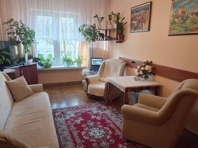 Mieszkanie w  Centrum Łodzi ul. Zachodnia I piętro winda blok cegła