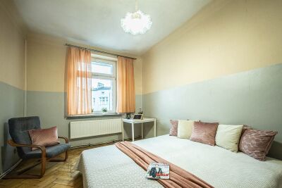 Do wynajecia  przestronne mieszkanie w zadbanej kamienicy ul. Wierzbowa 