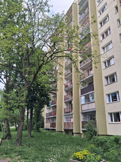Widzew Wschód  2 pokoje z balkonem II piętro winda