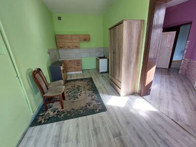 1 pokojowe Centrum II pietro z miejscem postojowym- Prywatna kamieniva
