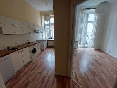 1 pikojowe ul. Zachodnia do wprowadzenia- Prywatna kamienica