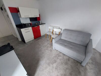 1 pokojowe ok. Dworca Łódź Fabryczna- Prywatna kamienica